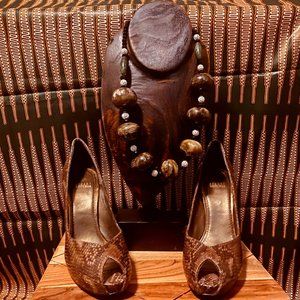 Size 10 Stuart Weitzman Snakeskin Heels